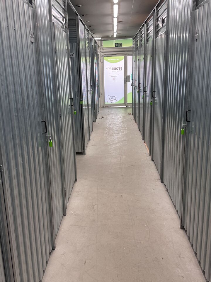 Blick Richtung Eingang 2