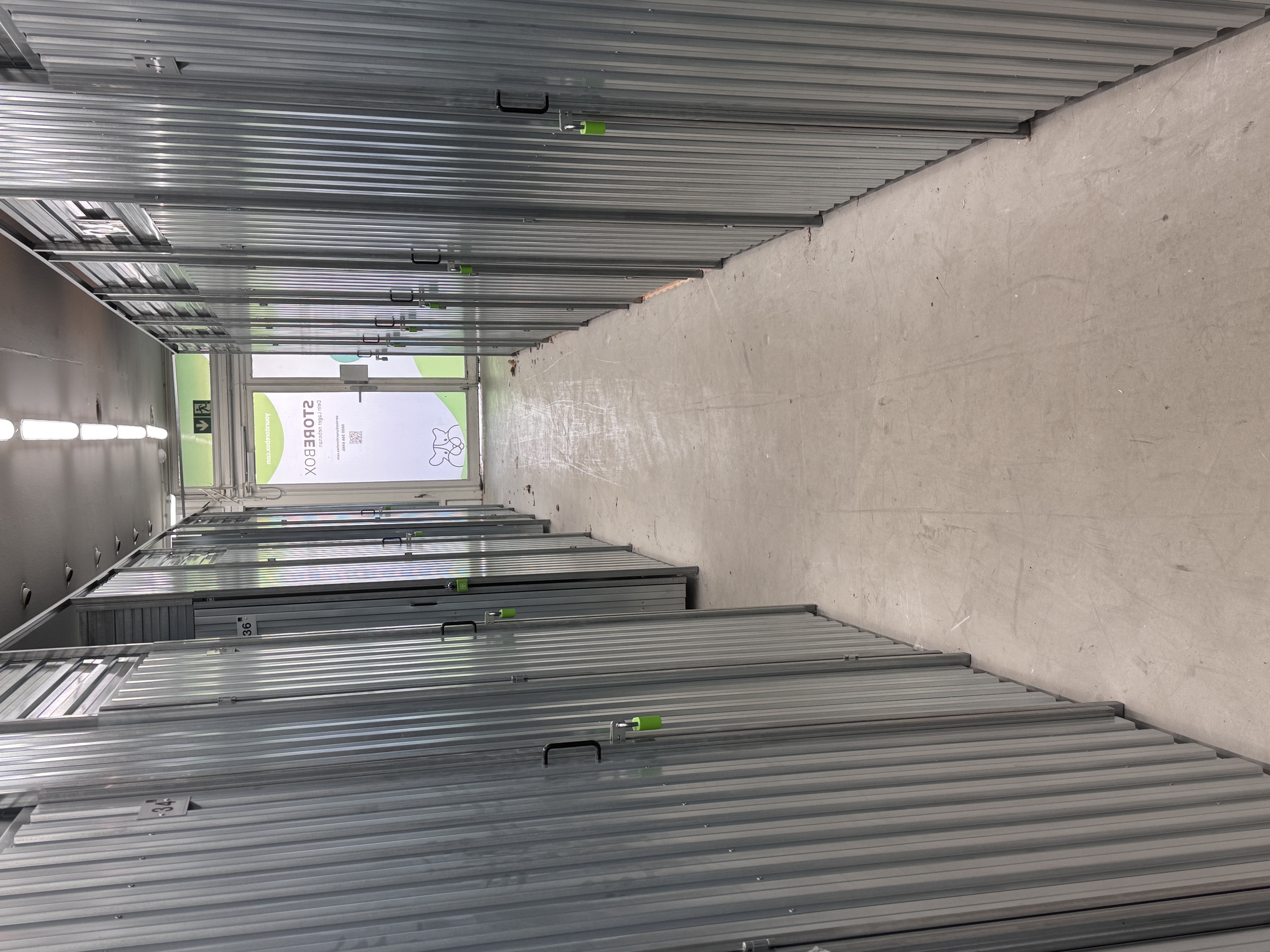 Blick Richtung Eingang 2